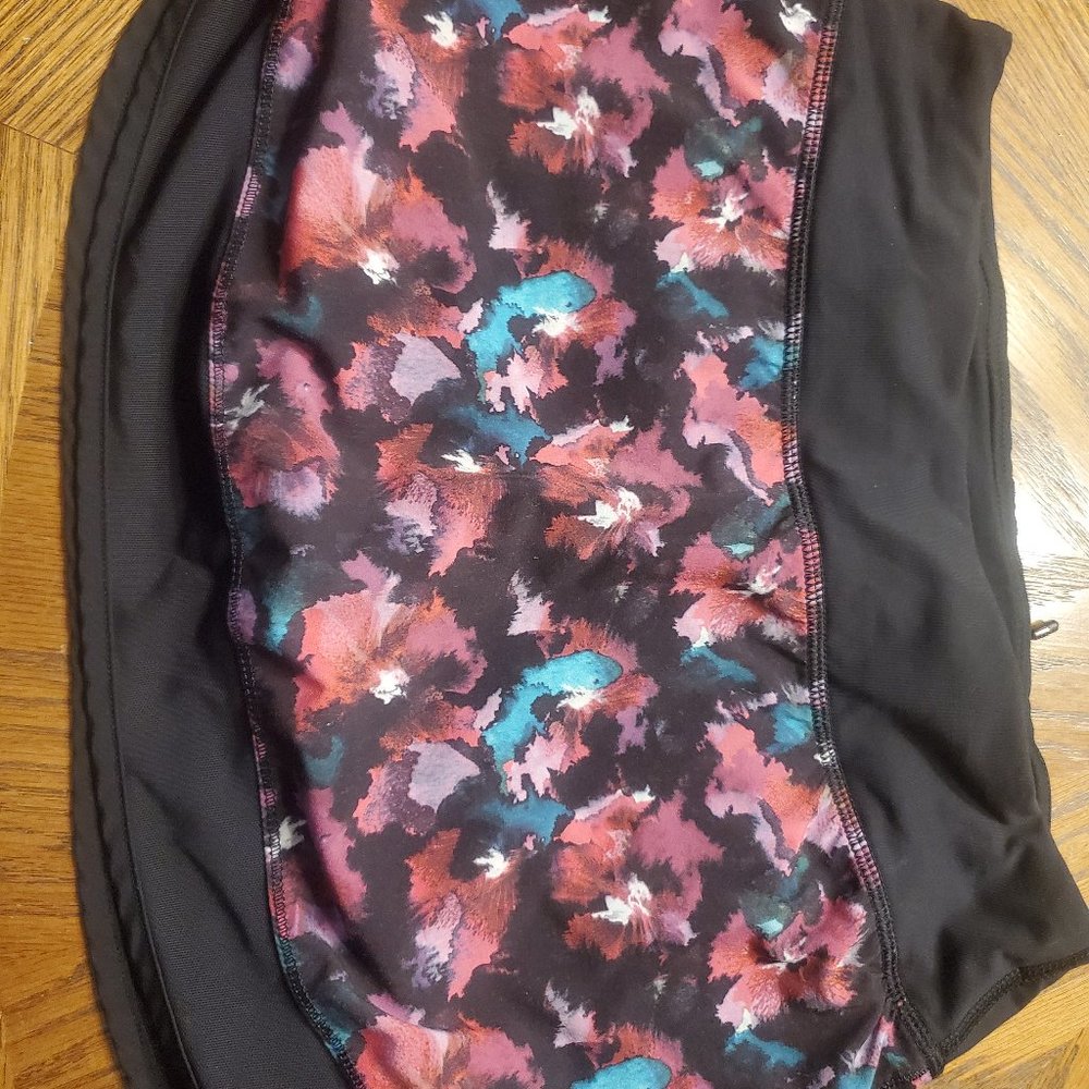 Lululemon skirt